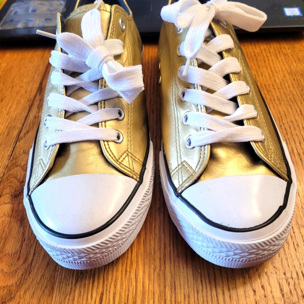Ladies Sneakers